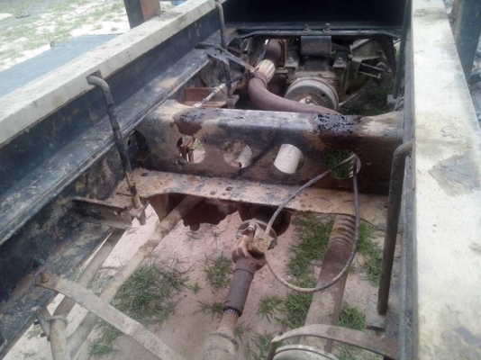 **235,000 บ.ต่อรอง/// 6ล้อดั้มดิน5คิว ISUZU 100แรง **ขาย ISUZU 100HP 6ล้อดั้มดิน5คิว ราคาถูก ISUZU ELF(หัวแป) 4BB1-100แรงฝาขาว เครื่องเดิม เกียร์110 กรองROCKY เครื่อง100แรง ฝาขาว เครื่องดี แห้งดี แน่น แรง เกียร์ยาว เข้าง่าย ไม่หลุดครับ ช่วงล่างเดิม 5น็อต