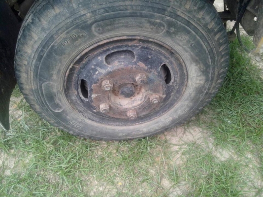 **235,000 บ.ต่อรอง/// 6ล้อดั้มดิน5คิว ISUZU 100แรง **ขาย ISUZU 100HP 6ล้อดั้มดิน5คิว ราคาถูก ISUZU ELF(หัวแป) 4BB1-100แรงฝาขาว เครื่องเดิม เกียร์110 กรองROCKY เครื่อง100แรง ฝาขาว เครื่องดี แห้งดี แน่น แรง เกียร์ยาว เข้าง่าย ไม่หลุดครับ ช่วงล่างเดิม 5น็อต