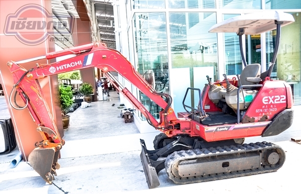 รถแบคโฮ เล็ก HITACHI