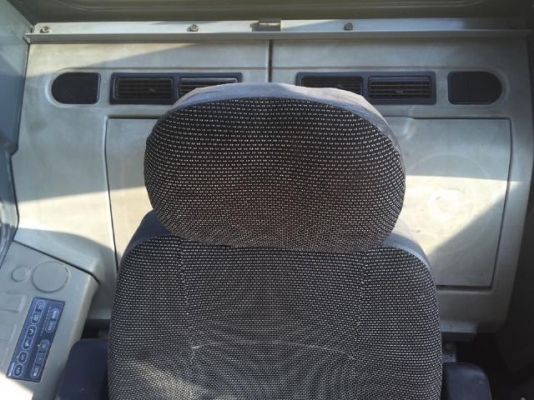 ขายรถแบคโฮ KOMATSU PC220-6 ระบบไฟฟ้าเต็ม สภาพสวยพร้อมใช้ นำเข้าจากญี่ปุ่น มีVDOการทำงานให้ชมครับ