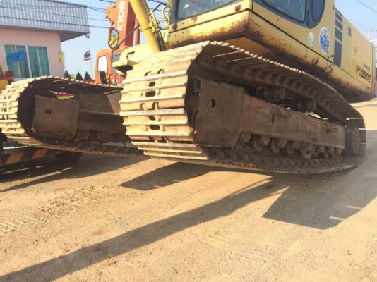 ขายรถแบคโฮ KOMATSU PC220-6 ระบบไฟฟ้าเต็ม สภาพสวยพร้อมใช้ นำเข้าจากญี่ปุ่น มีVDOการทำงานให้ชมครับ