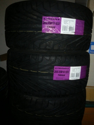 ยาง 265 35 18 ชุดล่ะ 8,000