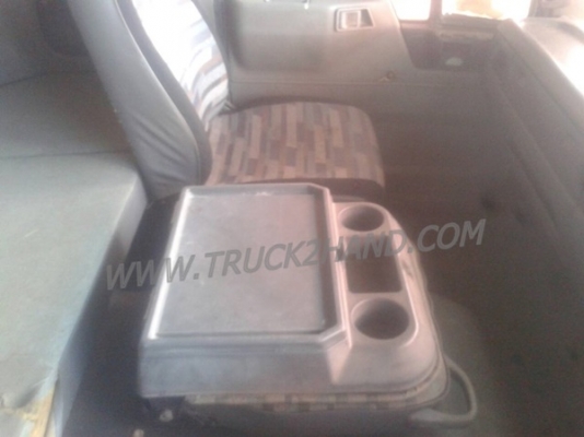 รถบรรทุก 10 ล้อดัมพ์ ยี่ห้อ HINO