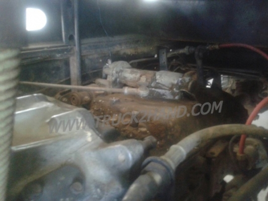 รถบรรทุก 10 ล้อดัมพ์ ยี่ห้อ HINO