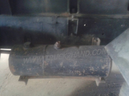 รถบรรทุก 10 ล้อดัมพ์ ยี่ห้อ HINO