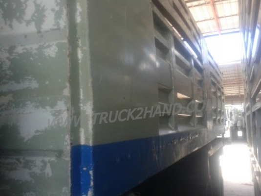 รถบรรทุก 10 ล้อดัมพ์ ยี่ห้อ HINO