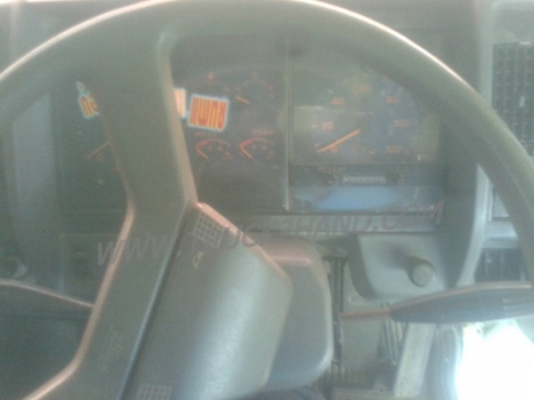 รถบรรทุก 10 ล้อดัมพ์ ยี่ห้อ HINO