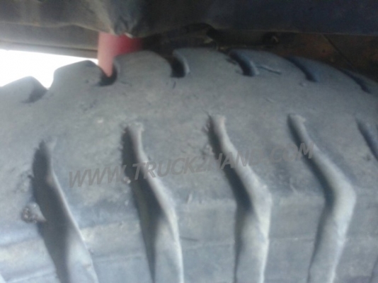 รถบรรทุก 10 ล้อดัมพ์ ยี่ห้อ HINO