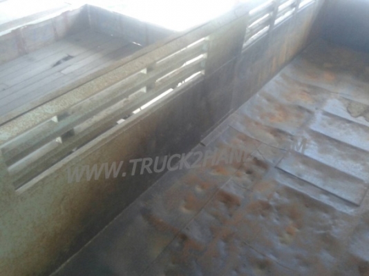 รถบรรทุก 10 ล้อดัมพ์ ยี่ห้อ HINO