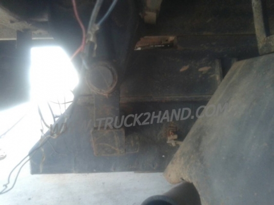 รถบรรทุก 10 ล้อดัมพ์ ยี่ห้อ HINO