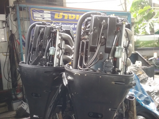 เครื่องเรือ Suzuki 115 fourstroke แพ็คคู่แสนหกครับ