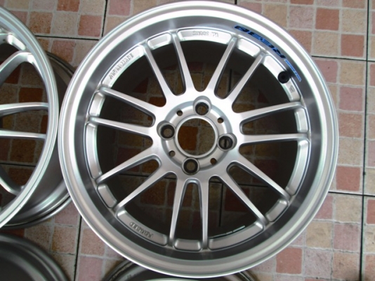 ขายล้อลาย RE30 15x8 4/100 ET.28 สี silver สี่ลูก