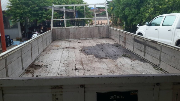 ขายกระบะยาว5.20 กว้าง2.10 ช่วงครัชชี76ชม. สภาพดี ขายกระบะยาว5.20 กว้าง2.10 ช่วงครัชชี76ชม. สภาพดี