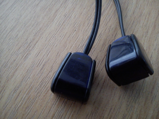 ไฟประดับตกแต่งในรถยนต์แสงสีฟ้า ยี้ห้อ CARMATE ข้างละ 4จุด