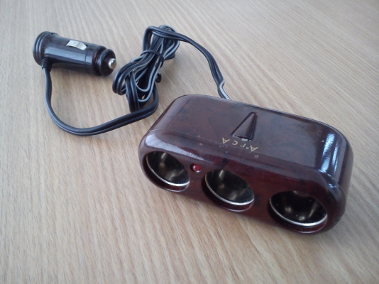 ช่องเสียบที่ต่อบุหรี่ แบบ 3ช่อง ลายไม้