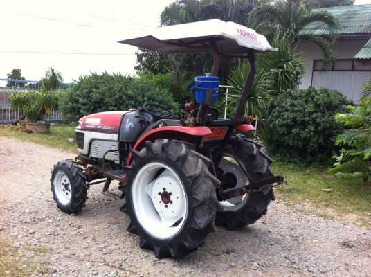 ขายรถไถยันม่าร์35แรง รถพร้อมใช้ครับ สนใจติดต่อ