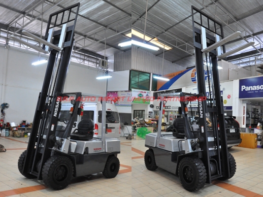 ขายรถโฟล์คลิฟท์มือสอง ดีเซล NISSAN  รุ่น UGJ02 ราคา 345,000 บาท นำเข้าจากประเทศญี่ปุ่น 100\% ไม่เคยใช้งานในไทย