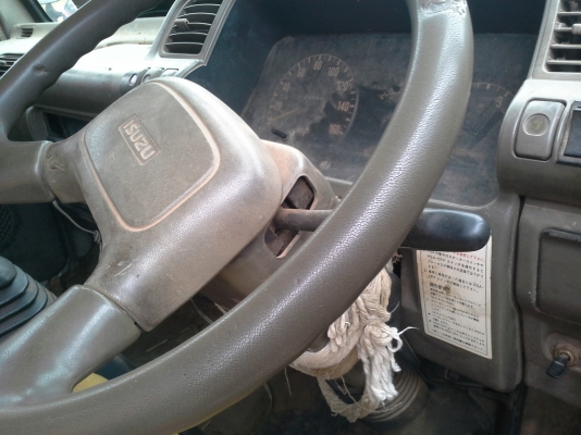 ขาย ISUZU  110  แรง หัวการ์ตูนสวยๆ กระจกไฟฟ้า เล่มทะเบียน พร้อมโอน