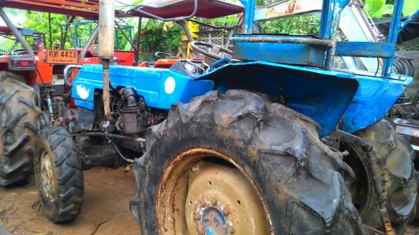 ขายรถไถ 2เพลา เครื่อง ISUZU ขายตามสภาพ ราคา 48,000 อ.แกลง จ.ระยอง สอบถาม 0818618678 id line=carbonthai ขายรถไถ 2เพลา เครื่อง ISUZU ขายตามสภาพ ราคา 48,000 อ.แกลง จ.ระยอง สอบถาม 0818618678 id line=carbonthai