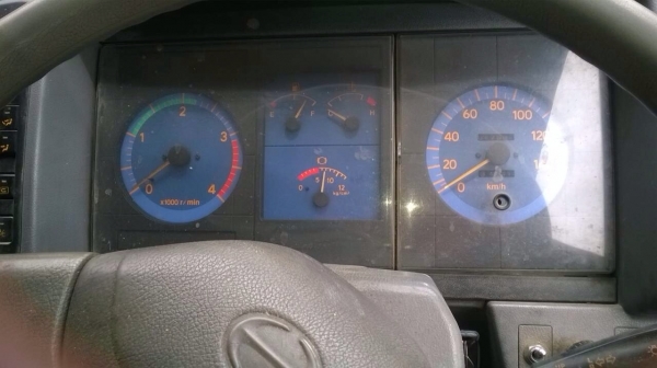 ขายด่วน  รถหกล้อ  HINO  FC3J เครื่อง JO7C ปี 41  ยาว 5.80  พร้อมใช้งาน  สภาพดีมาก