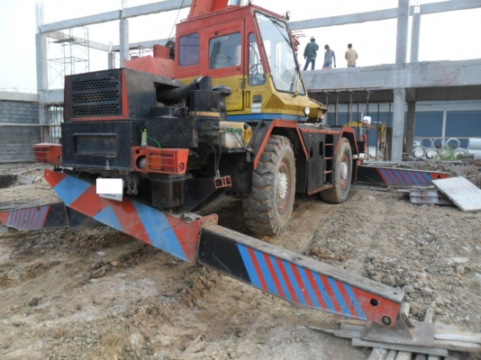 รถเครนมือสอง,Tadano/ M3/ 20 ตัน/ 4 ล้อ/ เอกสารเล่มทะเบียน พร้อมใช้