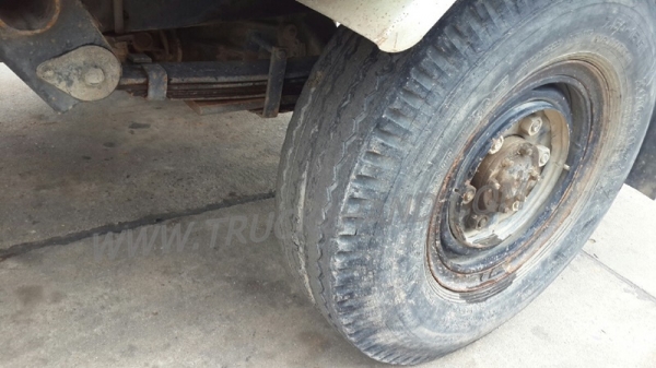 รถสี่ล้อใหญ่ ยี่ห้อโตโยต้า ปี 2543 รถสี่ล้อใหญ่ ยี่ห้อโตโยต้า ปี 2543