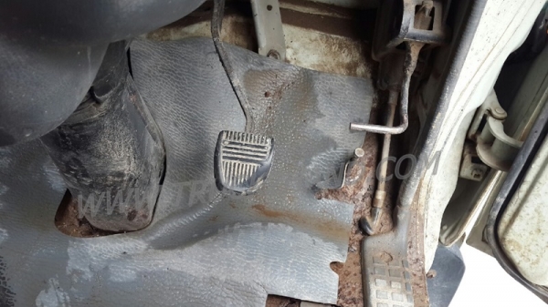 รถสี่ล้อใหญ่ ยี่ห้อโตโยต้า ปี 2543 รถสี่ล้อใหญ่ ยี่ห้อโตโยต้า ปี 2543