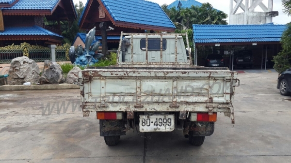 รถสี่ล้อใหญ่ ยี่ห้อโตโยต้า ปี 2543 รถสี่ล้อใหญ่ ยี่ห้อโตโยต้า ปี 2543