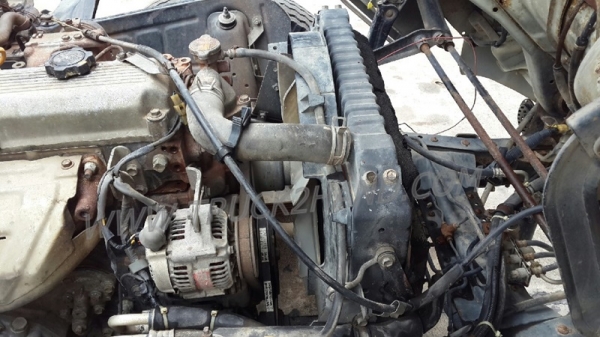 รถสี่ล้อใหญ่ ยี่ห้อโตโยต้า ปี 2543 รถสี่ล้อใหญ่ ยี่ห้อโตโยต้า ปี 2543