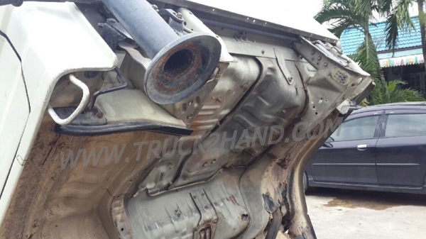 รถสี่ล้อใหญ่ ยี่ห้อโตโยต้า ปี 2543 รถสี่ล้อใหญ่ ยี่ห้อโตโยต้า ปี 2543