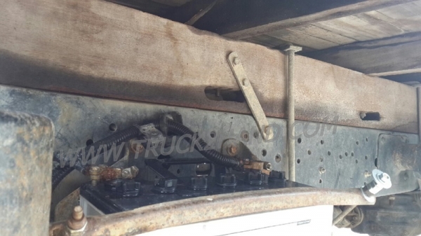 รถสี่ล้อใหญ่ ยี่ห้อโตโยต้า ปี 2543 รถสี่ล้อใหญ่ ยี่ห้อโตโยต้า ปี 2543