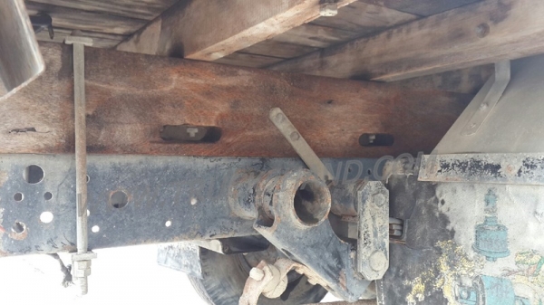 รถสี่ล้อใหญ่ ยี่ห้อโตโยต้า ปี 2543 รถสี่ล้อใหญ่ ยี่ห้อโตโยต้า ปี 2543