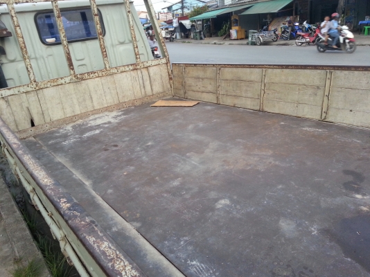 รถสี่ล้อใหญ่ ยี่ห้อโตโยต้า ปี 2543 รถสี่ล้อใหญ่ ยี่ห้อโตโยต้า ปี 2543