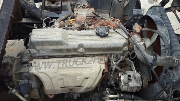 รถสี่ล้อใหญ่ ยี่ห้อโตโยต้า ปี 2543 รถสี่ล้อใหญ่ ยี่ห้อโตโยต้า ปี 2543