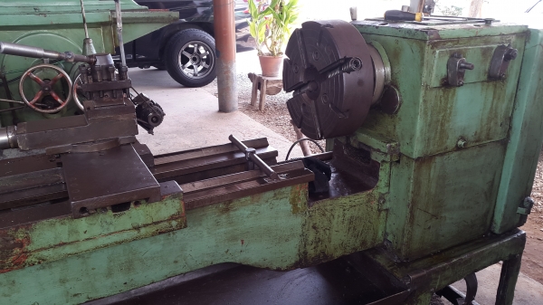 แท่นกลึง 7 ฟุต 3 เพลา เกียร์บล็อก พร้อมใช้งาน สภาพสวย ๆ มีเบรก 89,000 แท่นกลึง 7 ฟุต 3 เพลา เกียร์บล็อก พร้อมใช้งาน สภาพสวย ๆ มีเบรก 89,000
