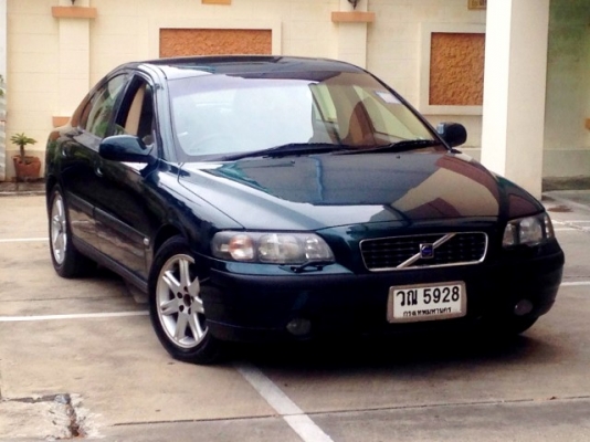 ขาย/แลก/เทิร์น VolVo S60 2.0เทอร์โบ รถบ้านมือเดียวป้ายแดงครับ