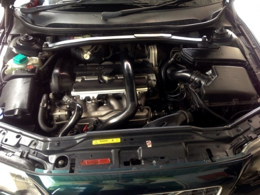 ขาย/แลก/เทิร์น VolVo S60 2.0เทอร์โบ รถบ้านมือเดียวป้ายแดงครับ