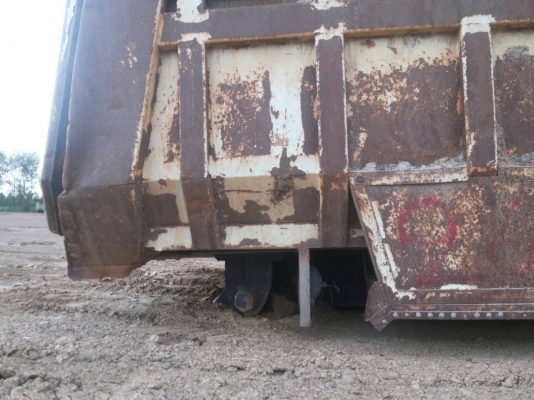 ขายกระบะดั๊มพ์ท้องเรือ