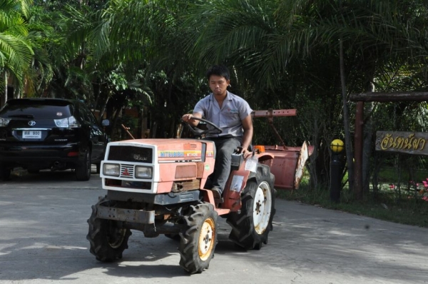 ขายรถไถ MITSUBISHI15แรง ขับ4ล้อ พร้อมโรตารี่หลัง สภาพสวยเดิมญี่ปุ่นไม่เคยใช้ในไทย 55,000