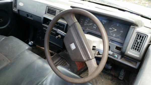 นิสสัน Big M กระบะเลส เครื่องtd27 ขับได้ ทะเบียนถึงปี 59 ขาย 58,000 นิสสัน Big M กระบะเลส เครื่องtd27 ขับได้ ทะเบียนถึงปี 59 ขาย 58,000