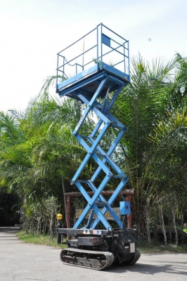 ขายรถกระเช้า AICHI ไฟฟ้า สูง4เมตร รับน้ำหนักได้200โล สวยเดิมจากญี่ปุ่นยังไม่เคยใช้ในไทย 58,000เท่านั้น