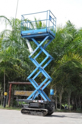 ขายรถกระเช้า AICHI ไฟฟ้า สูง4เมตร รับน้ำหนักได้200โล สวยเดิมจากญี่ปุ่นยังไม่เคยใช้ในไทย 58,000เท่านั้น