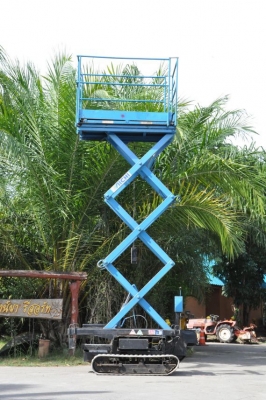 ขายรถกระเช้า AICHI ไฟฟ้า สูง4เมตร รับน้ำหนักได้200โล สวยเดิมจากญี่ปุ่นยังไม่เคยใช้ในไทย 58,000เท่านั้น