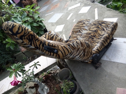 ขายเบาะผ้า 200SX ลายเสือ  ของJAPANแท้ๆ ราคา3500