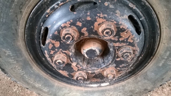 ขาย 6 ล้อดั้ม NPR เครื่อง 4BD1 115 แรงม้า เกียร์ร็อคกี้ คัสซีสวยตลอดเส้น เฟืองท้าย F พวงมาลัยพาวเวอร์ ทะเบียนพร้อมโอน