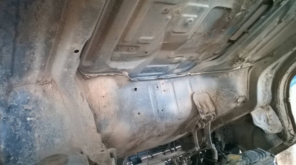 ขาย 6 ล้อดั้ม NPR เครื่อง 4BD1 115 แรงม้า เกียร์ร็อคกี้ คัสซีสวยตลอดเส้น เฟืองท้าย F พวงมาลัยพาวเวอร์ ทะเบียนพร้อมโอน