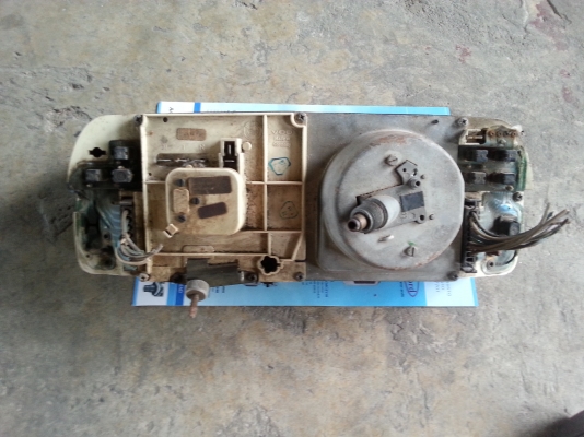 เรือนไม BMW E21