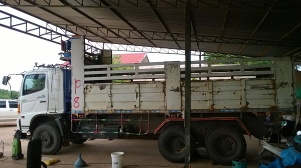 ขาย HINO MEGA 320 ปี 48 มีระบบลากพ่วง เครื่องเดิม เกียร์เดิม คัสซีสวยตลอดเส้น ช่วงล่างแน่น แอร์เย็น ทะเบียนพร้อมโอน