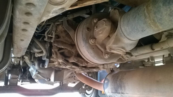 ขาย HINO MEGA 320 ปี 48 มีระบบลากพ่วง เครื่องเดิม เกียร์เดิม คัสซีสวยตลอดเส้น ช่วงล่างแน่น แอร์เย็น ทะเบียนพร้อมโอน