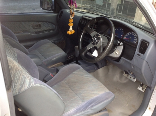 โตโยต้า ไทเกอร์ เครื่อง 3000 แค๊ป เกียร์ออโต้แท้ห้าง